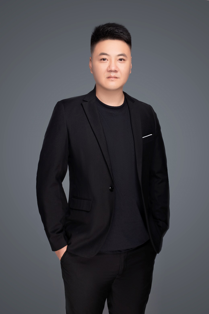 爱德思睿