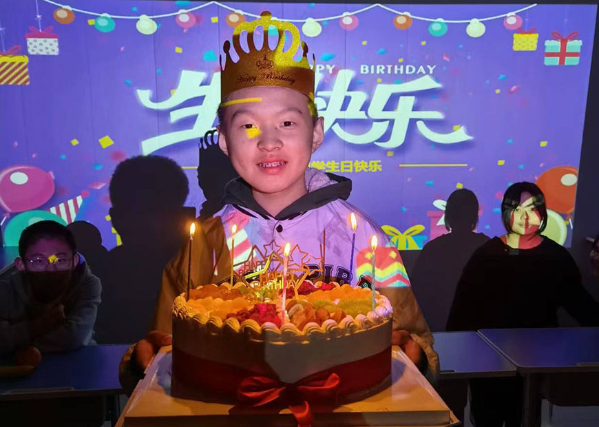 慧诺特叛逆