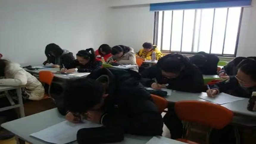 <"论文"