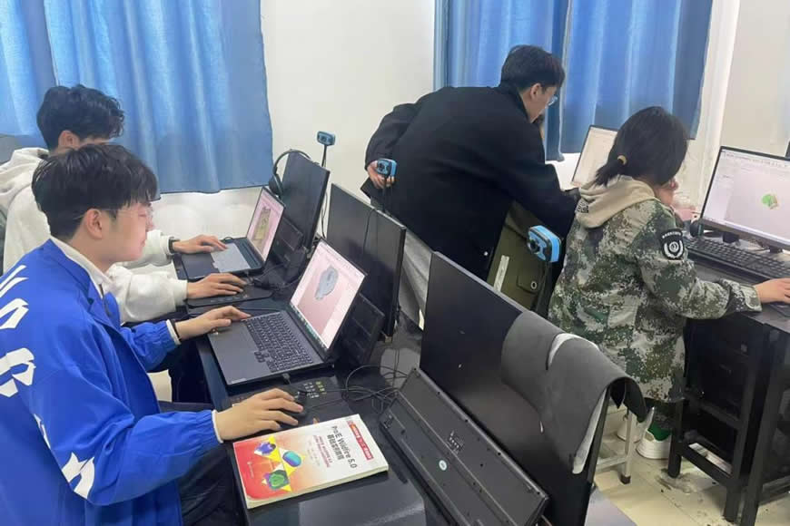 郑州城轨交通学校